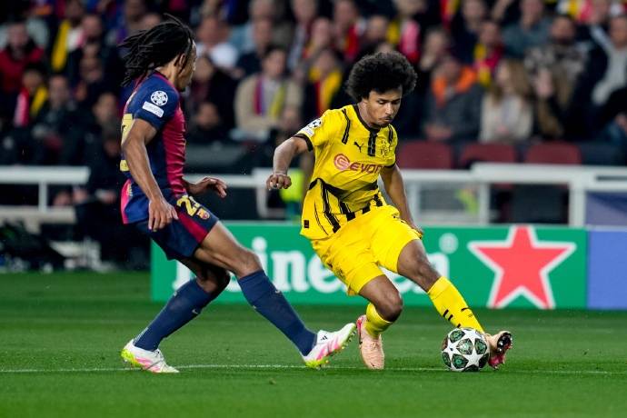 多特蒙德在主场遭遇惨败，排名下滑的简单介绍