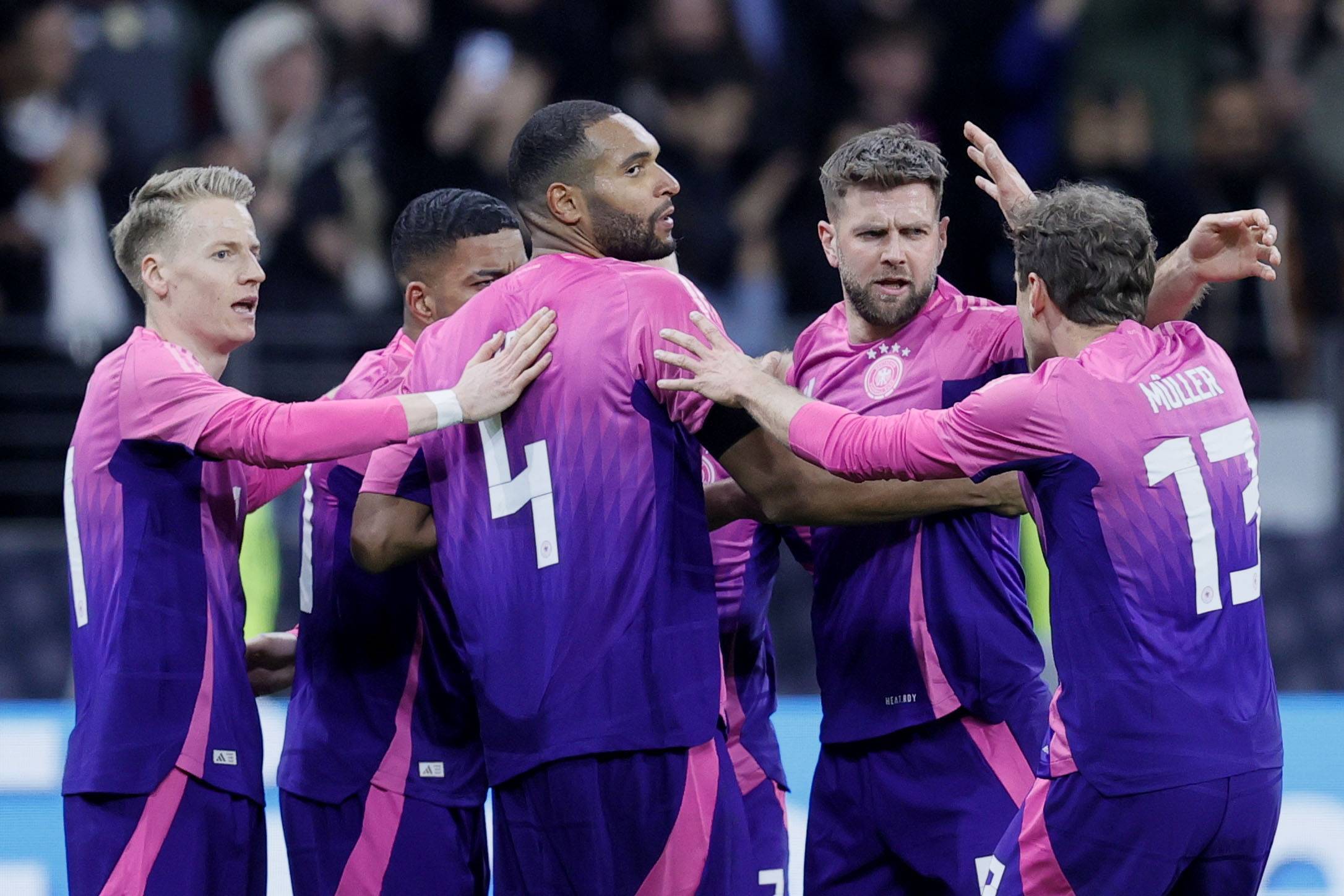 精彩对决不容错过，德国足球联赛精彩连连的简单介绍