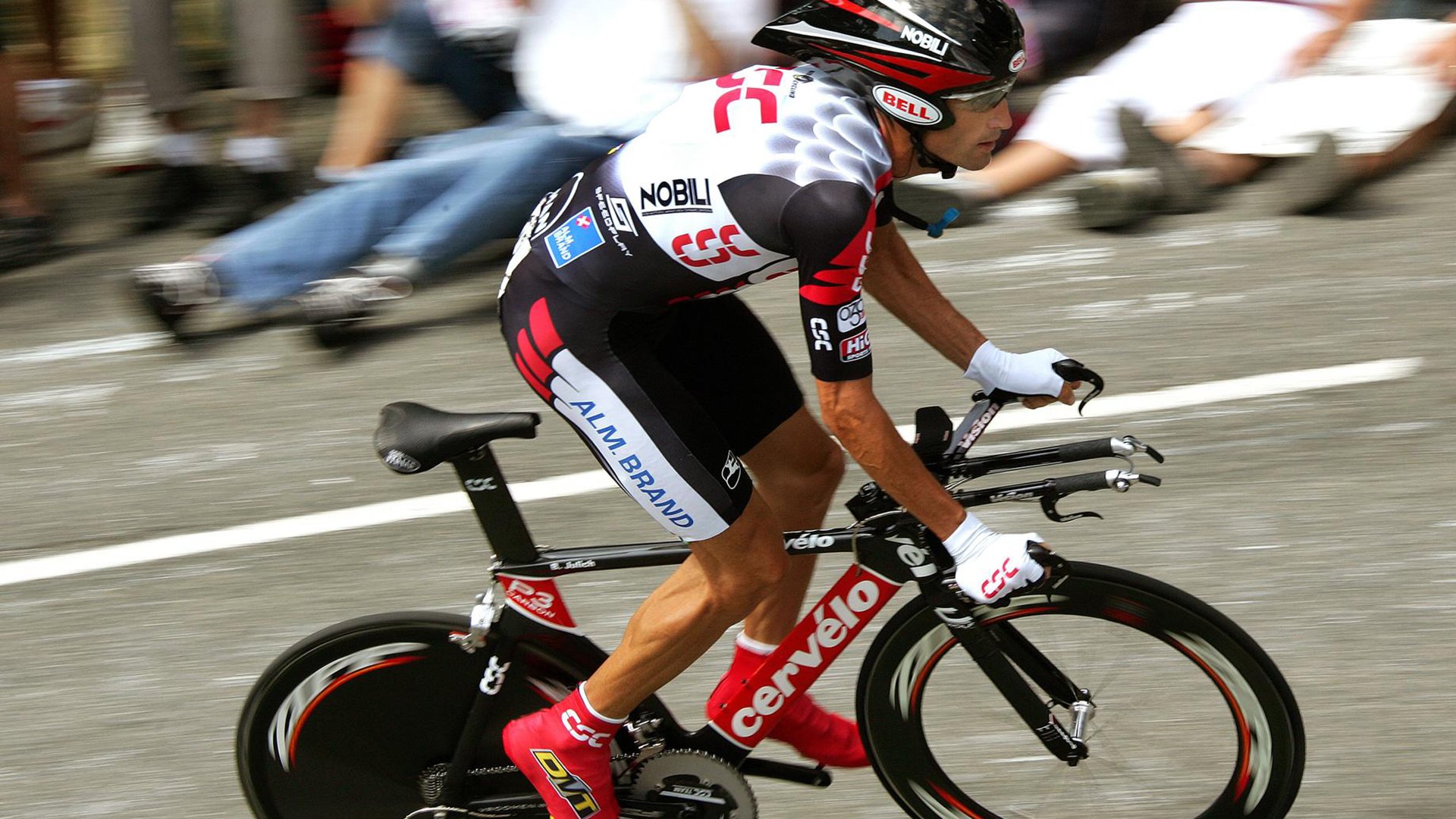 新疆队正面击溃开拓者，布克个人能力完全展现