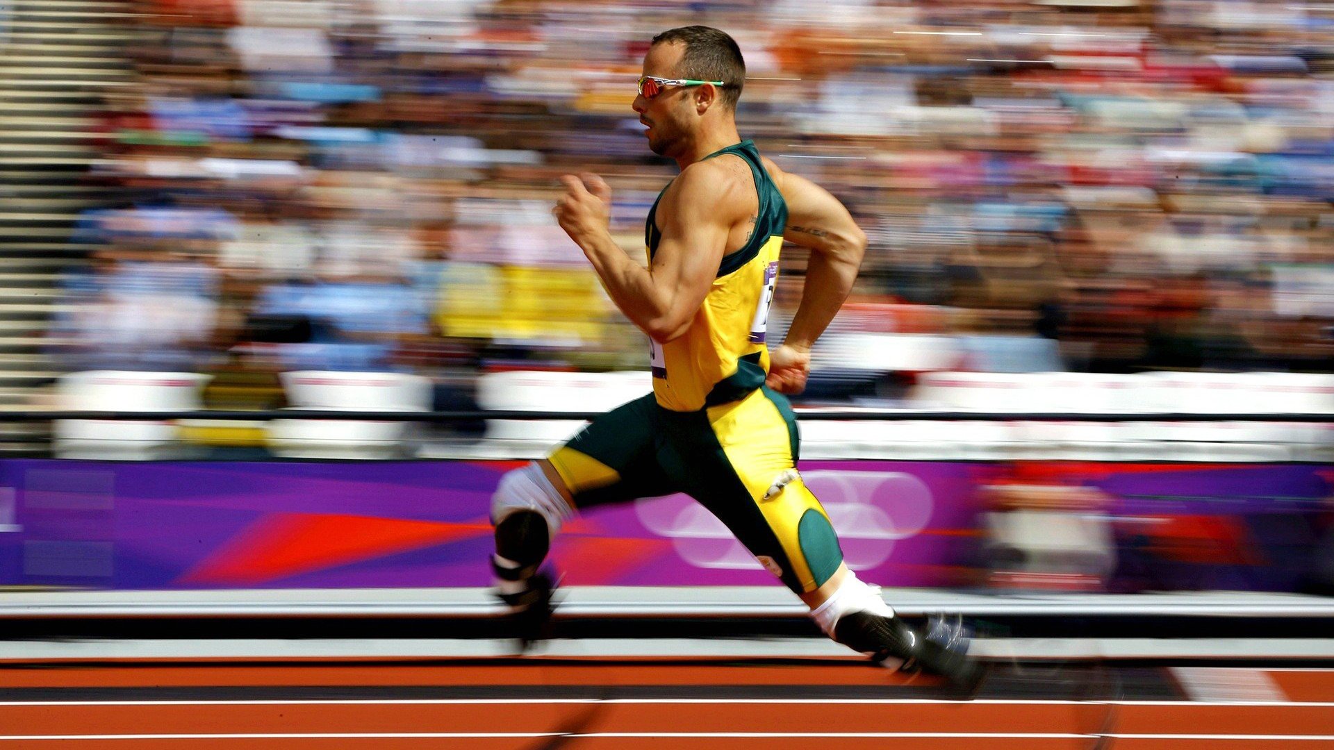 C罗逆境爆发破纪录，哥斯达黎加坚韧战术拿下乌克兰—足球世界的唯一性启示